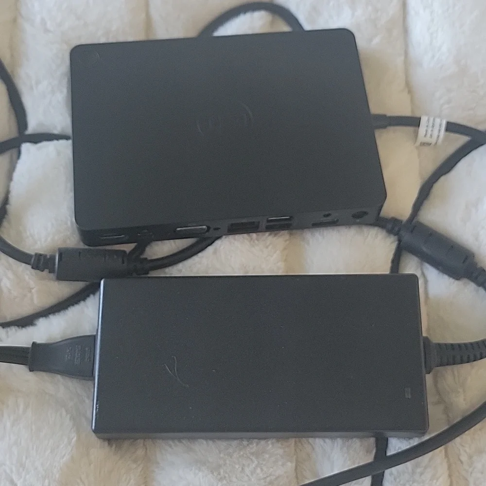 Dell Dock (Usb-C) with 180W AC Adapter